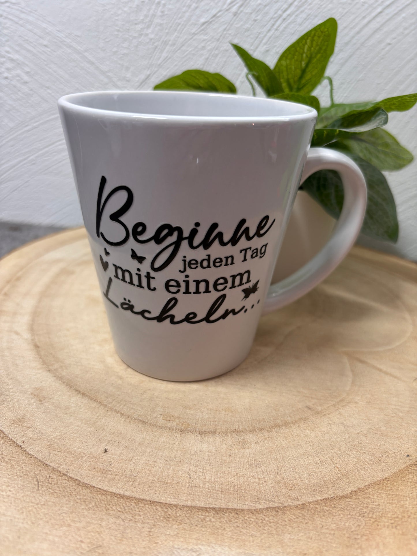 Statement Tasse Beginne jeden Tag..