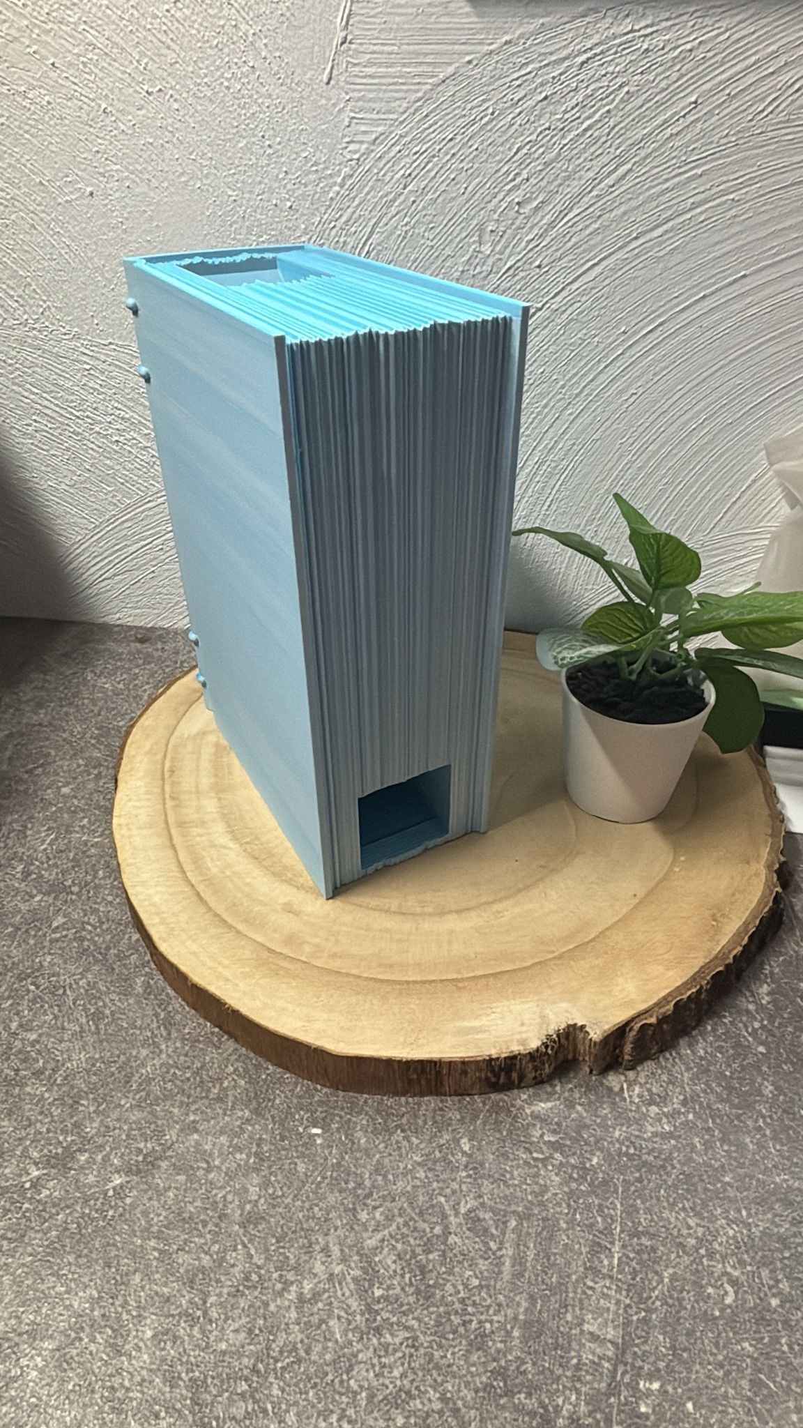 Würfelturm Buch
