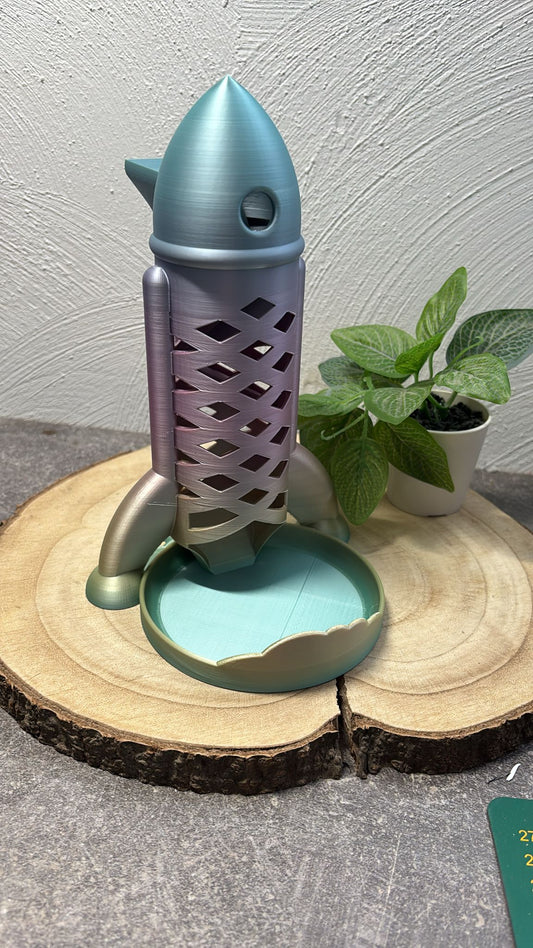 Würfelturm Rakete mit Ablage